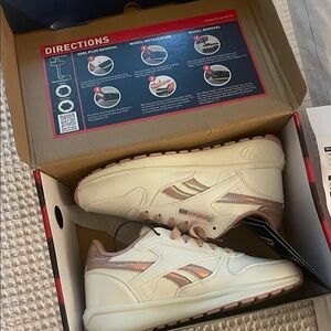 Reebok Classic White and Rose Gold HEELYS